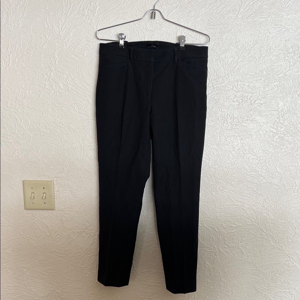 White House Black Market Black Cropped Pants